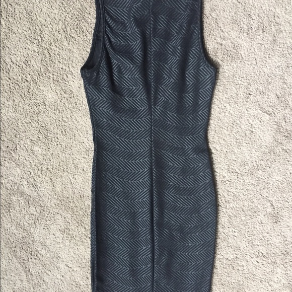 Never worn - Picture 3 of 4